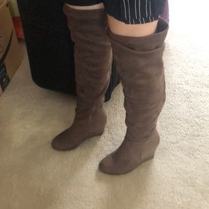 high boots (with heel) and box